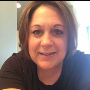 Meet your Posher, Chelly